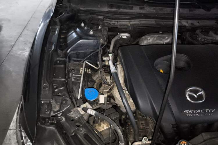 Used Mazda Atenza 2014 2.5L Blue Sky Prestige Edition Engine Bay Right