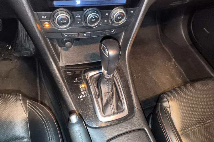 Used Mazda Atenza 2014 2.5L Blue Sky Prestige Edition Gear Lever
