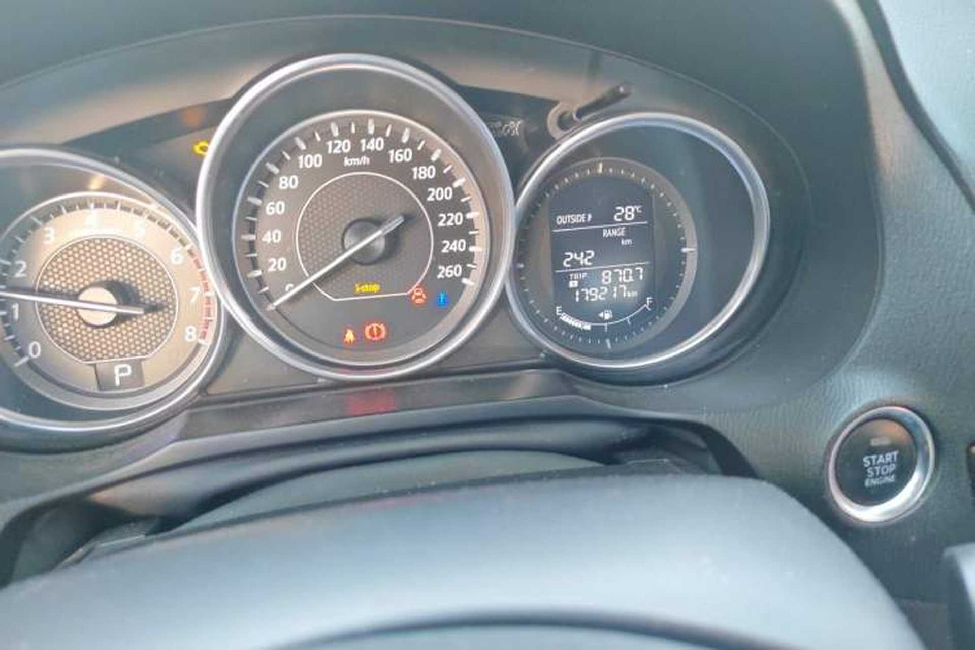 Used Mazda Atenza 2014 2.5L Blue Sky Prestige Edition Odometer Close Up