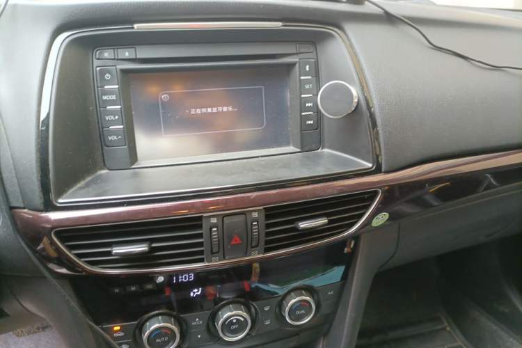 Used Mazda Atenza 2014 2.0L Blue Sky Luxury Edition Audio And AC Panel