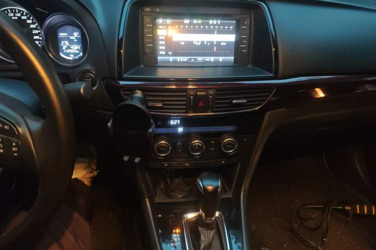 Used Mazda Atenza 2014 2.5L Blue Sky Prestige Edition Audio And AC Panel