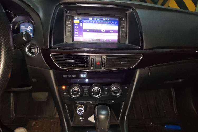 Used Mazda Atenza 2014 2.5L Blue Sky Prestige Edition Audio And AC Panel