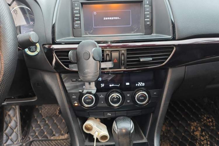 Used Mazda Atenza 2014 2.0L Blue Sky Luxury Edition Audio And AC Panel