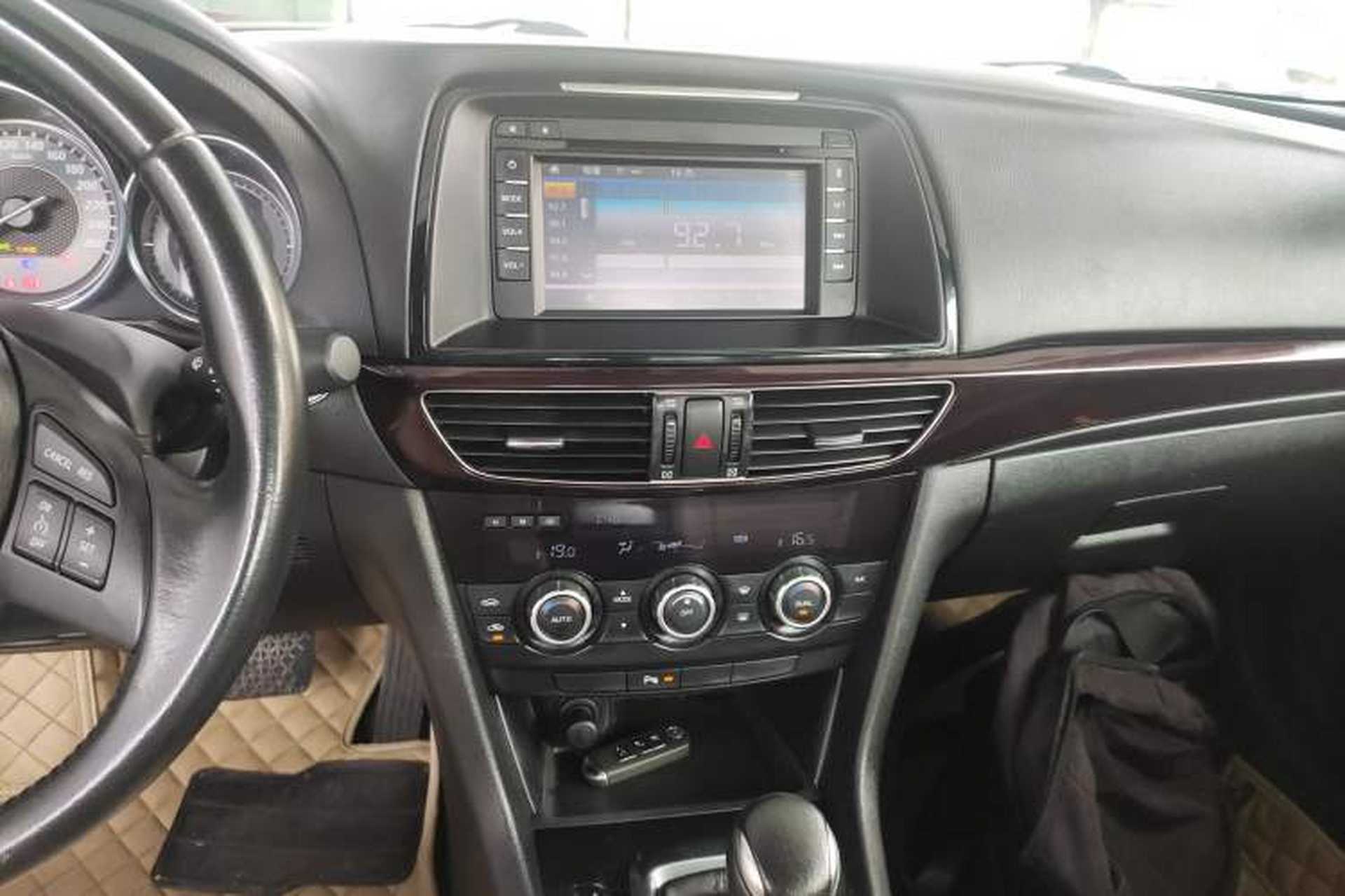 Used Mazda Atenza 2014 2.0L Blue Sky Luxury Edition Audio And AC Panel