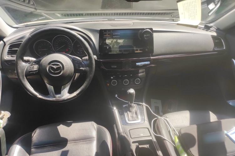 Used Mazda Atenza 2014 2.0L Blue Sky Luxury Edition Center Console