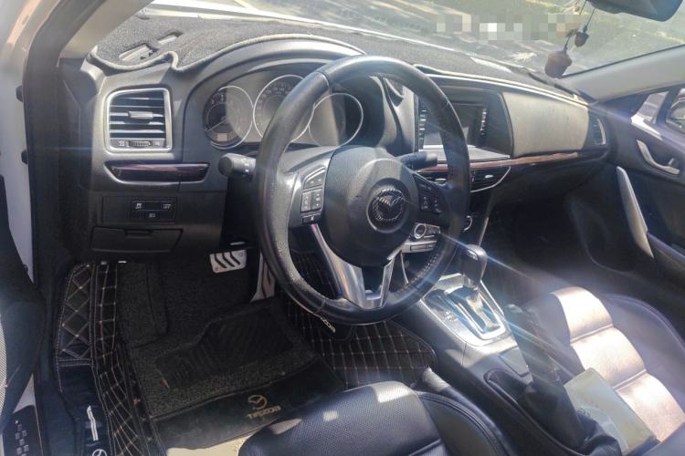 Used Mazda Atenza 2014 2.5L Blue Sky Prestige Edition Center Console