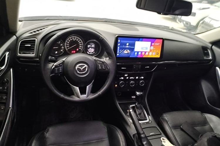 Used Mazda Atenza 2014 2.0L Blue Sky Luxury Edition Center Console