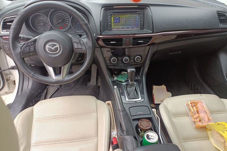 Used Mazda Atenza 2014 2.0L Blue Sky Luxury Edition Center Console