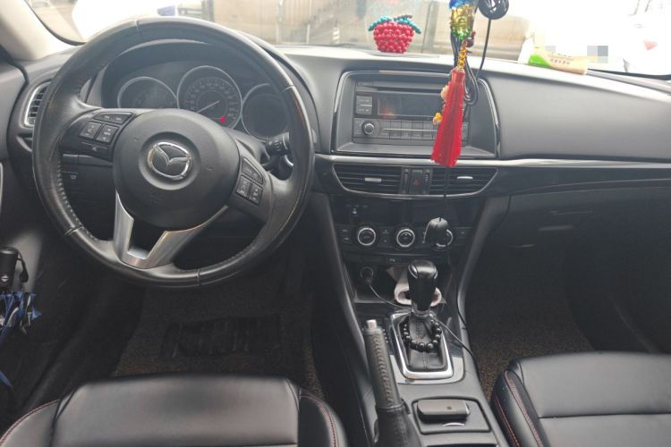 Used Mazda Atenza 2014 2.0L Blue Sky Fashion Edition Center Console