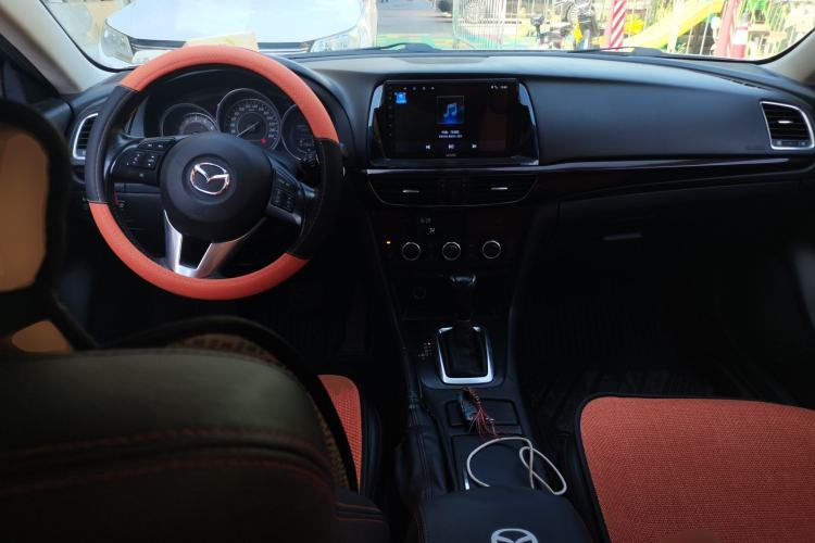 Used Mazda Atenza 2014 2.0L Blue Sky Luxury Edition Center Console