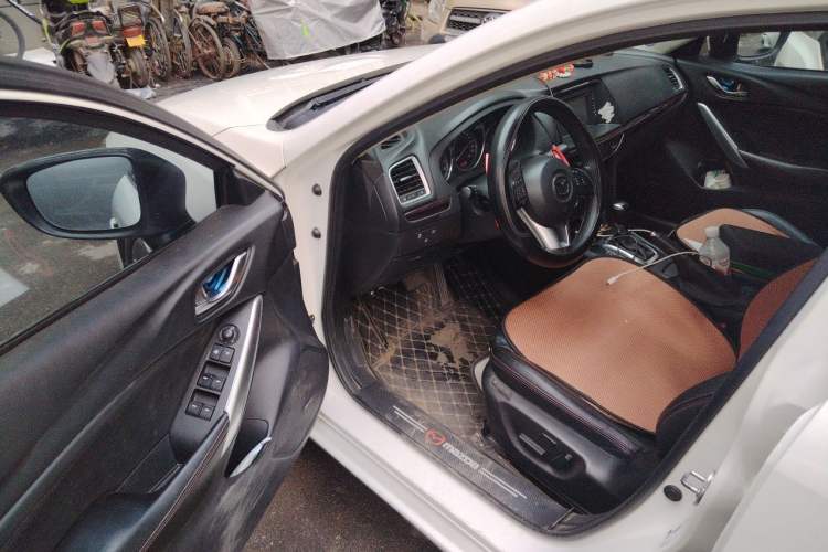 Used Mazda Atenza 2014 2.5L Blue Sky Prestige Edition Driver Seat
