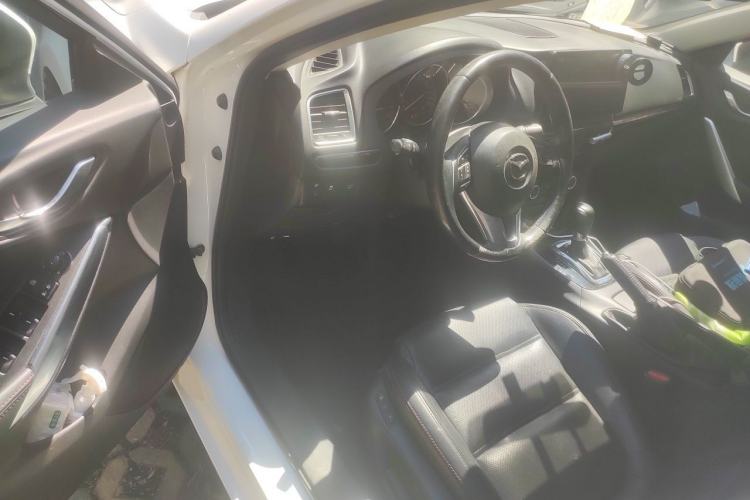 Used Mazda Atenza 2014 2.0L Blue Sky Luxury Edition Driver Seat