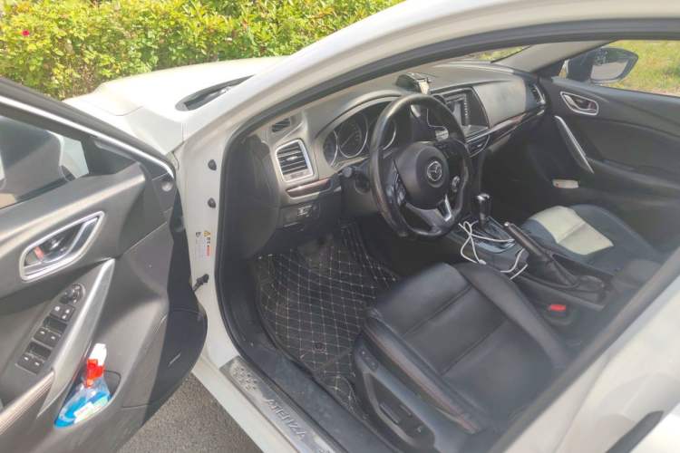 Used Mazda Atenza 2014 2.5L Blue Sky Prestige Edition Driver Seat