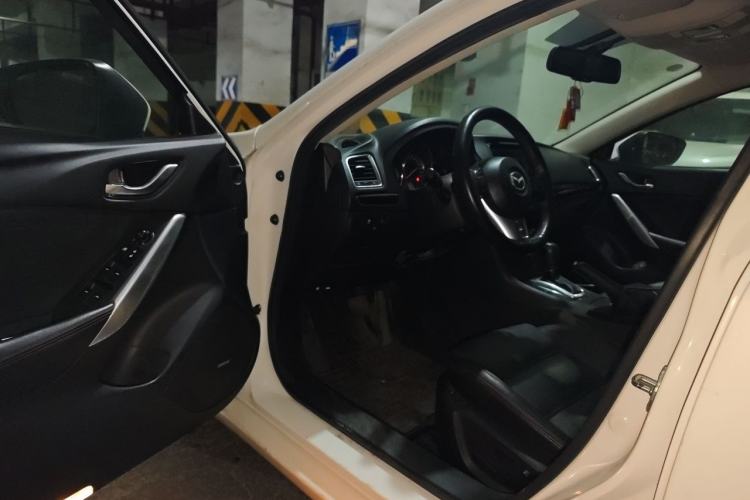 Used Mazda Atenza 2014 2.5L Blue Sky Prestige Edition Driver Seat