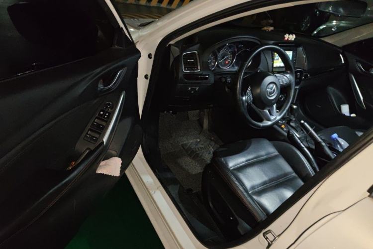 Used Mazda Atenza 2014 2.5L Blue Sky Prestige Edition Driver Seat