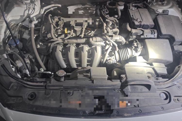 Used Mazda Atenza 2014 2.0L Blue Sky Luxury Edition Engine Bay