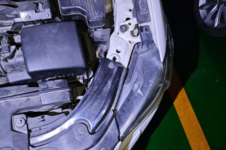 Used Mazda Atenza 2014 2.5L Blue Sky Prestige Edition Engine Bay Left