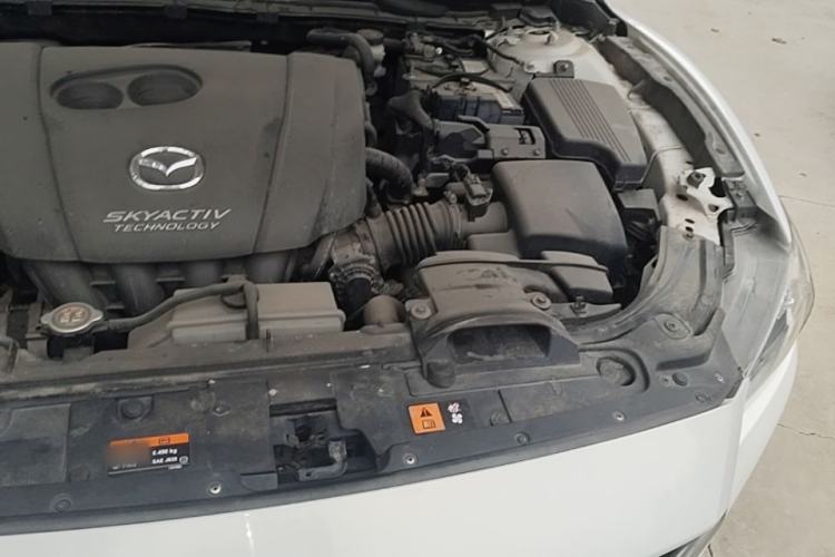 Used Mazda Atenza 2014 2.0L Blue Sky Luxury Edition Engine Bay Left