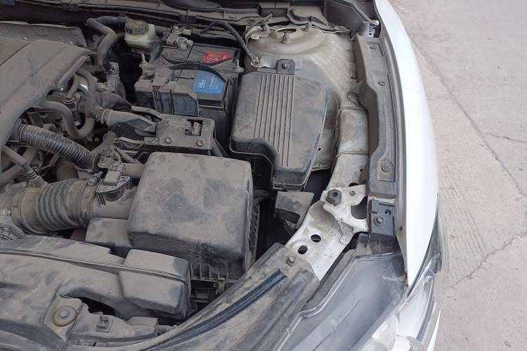 Used Mazda Atenza 2014 2.0L Blue Sky Luxury Edition Engine Bay Left