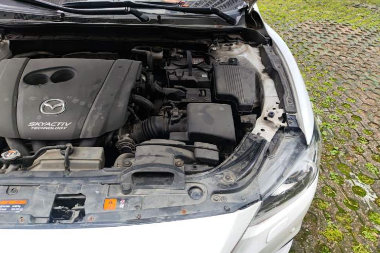 Used Mazda Atenza 2014 2.5L Blue Sky Prestige Edition Engine Bay Left
