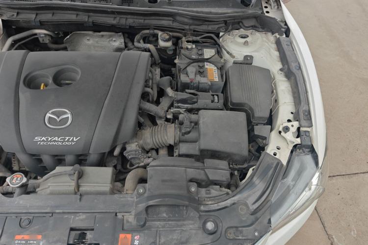 Used Mazda Atenza 2014 2.0L Blue Sky Fashion Edition Engine Bay Left