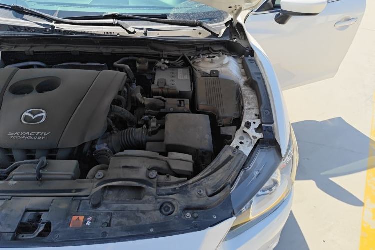 Used Mazda Atenza 2014 2.0L Blue Sky Luxury Edition Engine Bay Left