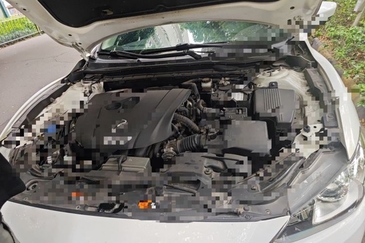 Used Mazda Atenza 2014 2.0L Blue Sky Luxury Edition Engine Bay