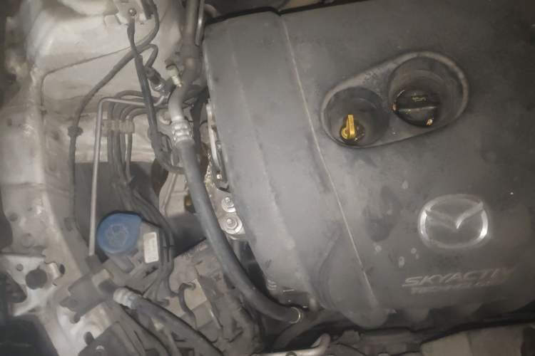 Used Mazda Atenza 2014 2.5L Blue Sky Prestige Edition Engine Bay Right