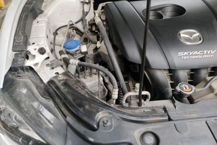 Used Mazda Atenza 2014 2.5L Blue Sky Prestige Edition Engine Bay Right