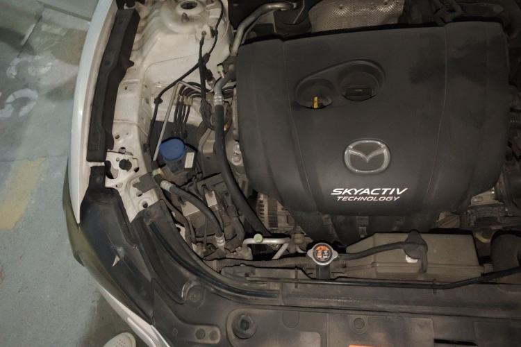 Used Mazda Atenza 2014 2.5L Blue Sky Prestige Edition Engine Bay Right