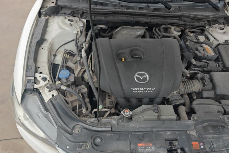 Used Mazda Atenza 2014 2.0L Blue Sky Fashion Edition Engine Bay Right