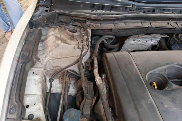 Used Mazda Atenza 2014 2.5L Blue Sky Prestige Edition Engine Bay Right