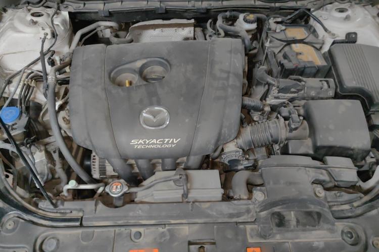 Used Mazda Atenza 2014 2.0L Blue Sky Luxury Edition Engine Bay