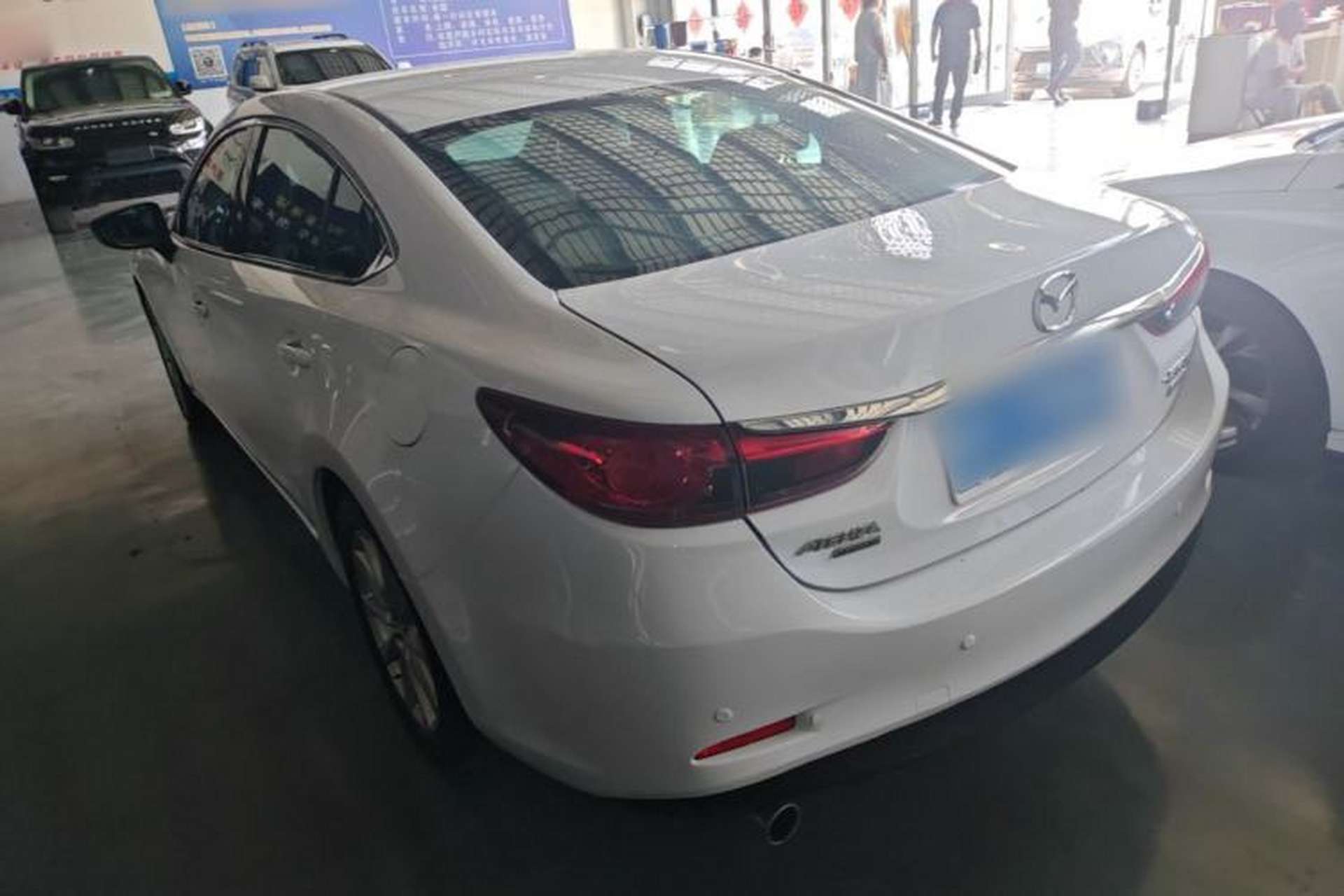 Used Mazda Atenza 2014 2.0L Blue Sky Luxury Edition Exterior 2