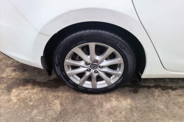 Used Mazda Atenza 2014 2.0L Blue Sky Fashion Edition Exterior 5