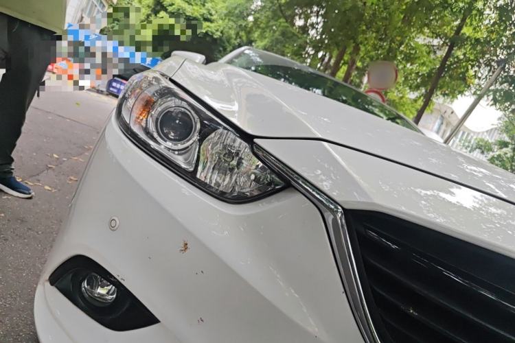 Used Mazda Atenza 2014 2.0L Blue Sky Luxury Edition Exterior 6