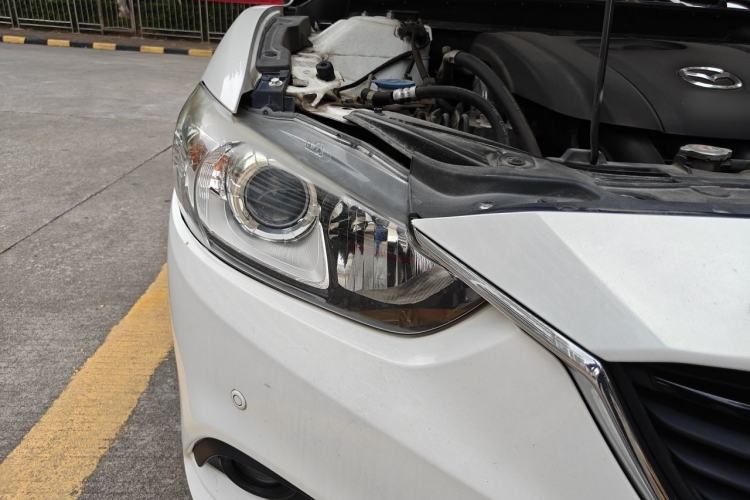 Used Mazda Atenza 2014 2.0L Blue Sky Luxury Edition Exterior 6