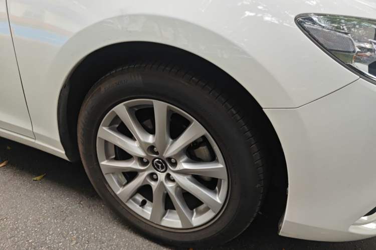 Used Mazda Atenza 2014 2.0L Blue Sky Luxury Edition Exterior 7