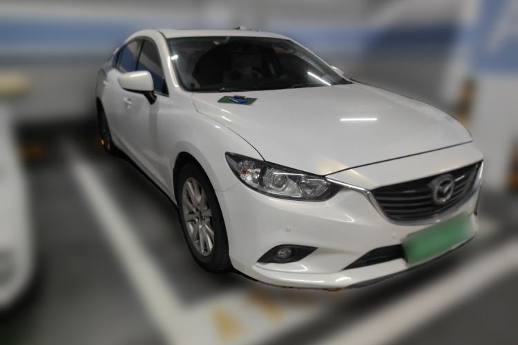 Used Mazda Atenza 2014 2.0L Blue Sky Luxury Edition Front Right 45 Deg