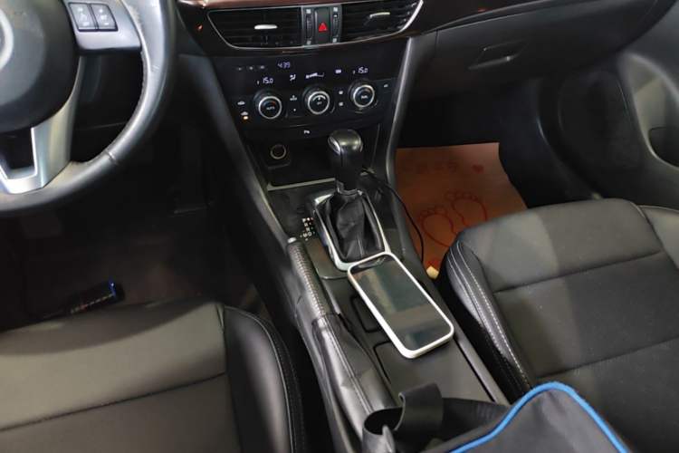 Used Mazda Atenza 2014 2.0L Blue Sky Luxury Edition Gear Lever