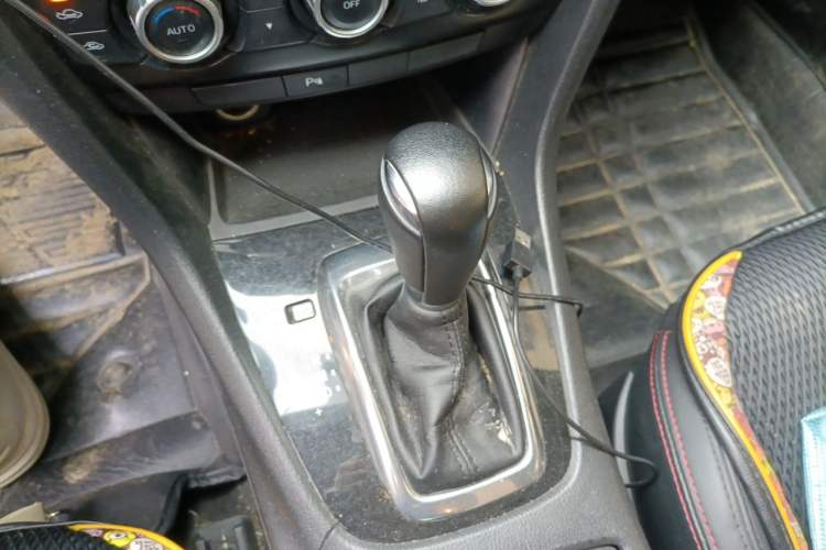 Used Mazda Atenza 2014 2.0L Blue Sky Luxury Edition Gear Lever