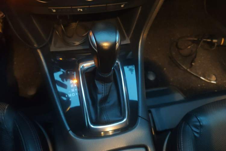 Used Mazda Atenza 2014 2.5L Blue Sky Prestige Edition Gear Lever