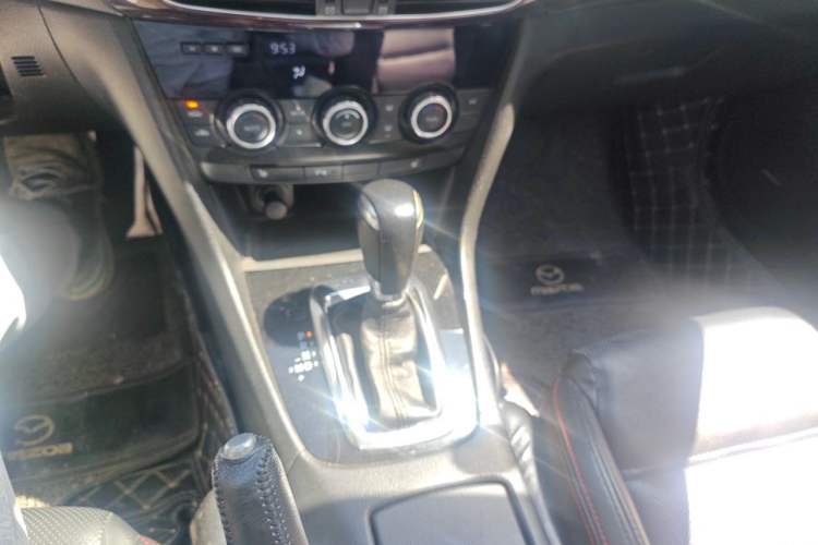 Used Mazda Atenza 2014 2.5L Blue Sky Prestige Edition Gear Lever