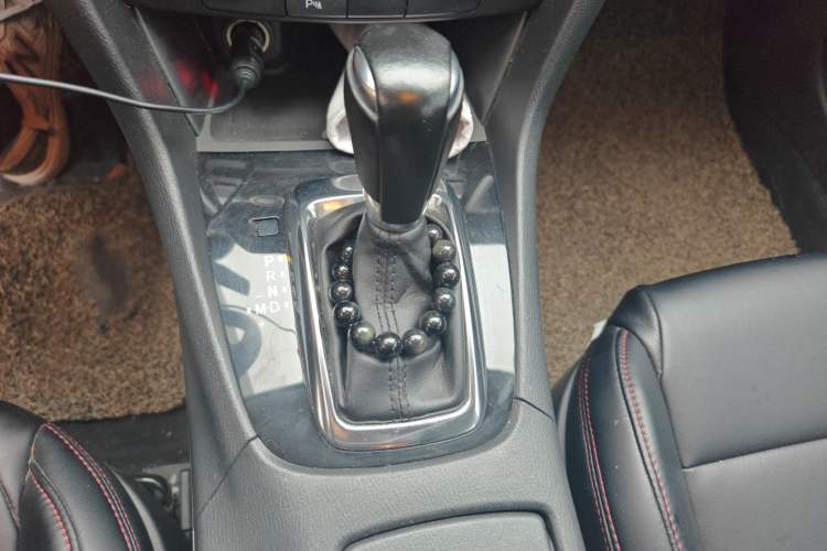 Used Mazda Atenza 2014 2.0L Blue Sky Fashion Edition Gear Lever