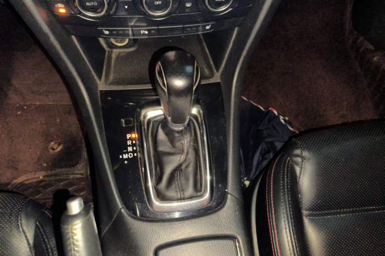 Used Mazda Atenza 2014 2.5L Blue Sky Prestige Edition Gear Lever