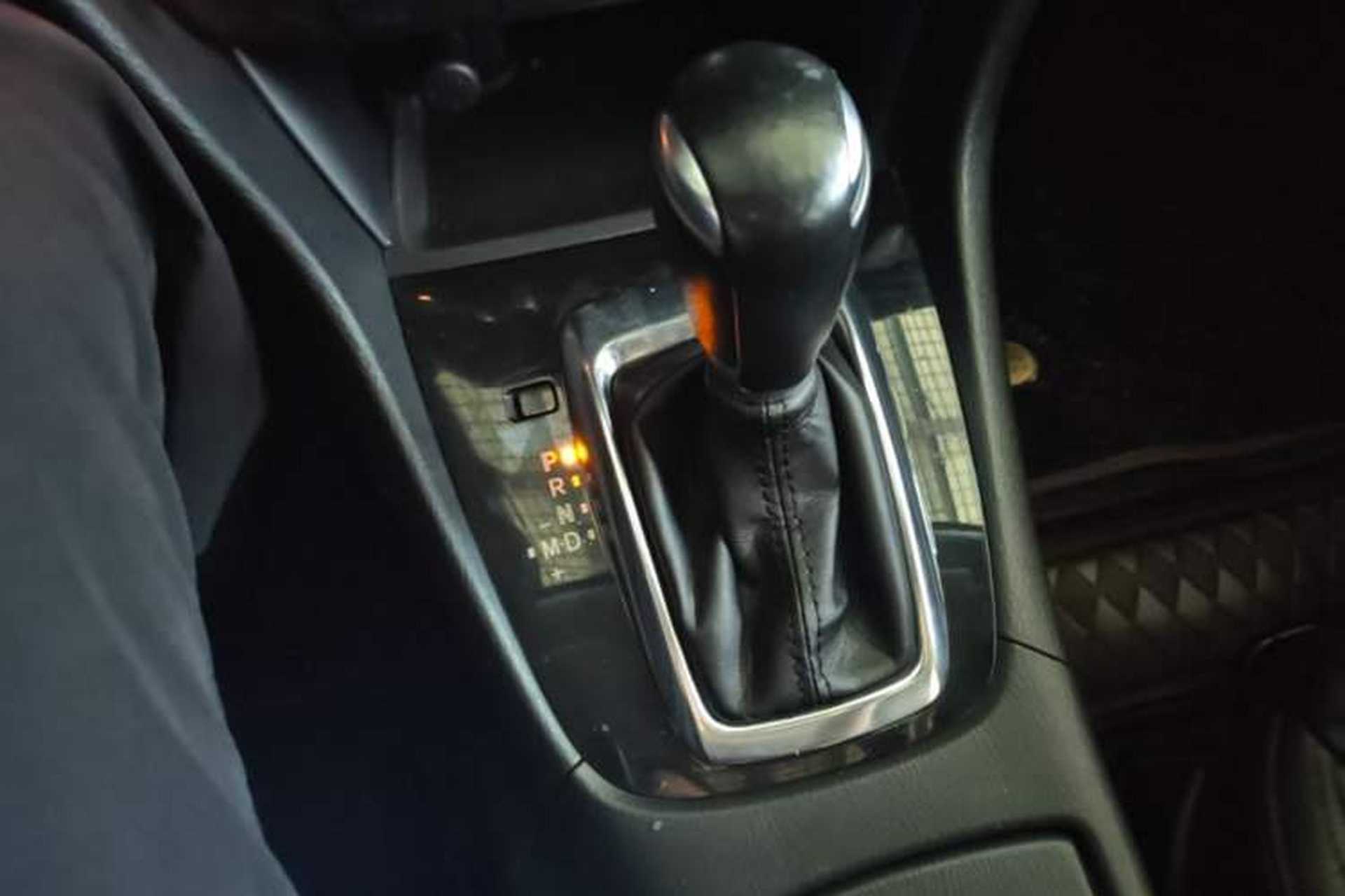 Used Mazda Atenza 2014 2.0L Blue Sky Luxury Edition Gear Lever