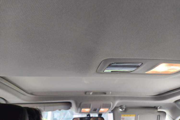 Used Mazda Atenza 2014 2.0L Blue Sky Luxury Edition Headliner