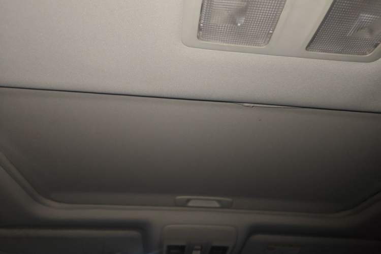 Used Mazda Atenza 2014 2.0L Blue Sky Luxury Edition Headliner