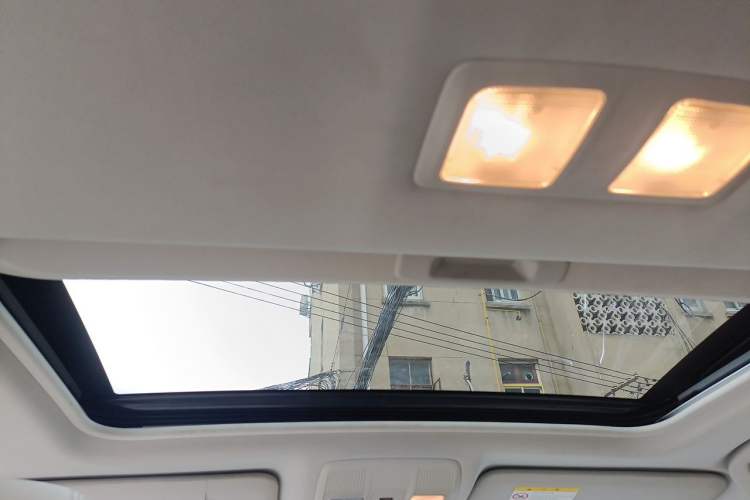 Used Mazda Atenza 2014 2.0L Blue Sky Luxury Edition Headliner