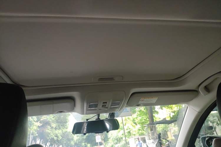 Used Mazda Atenza 2014 2.0L Blue Sky Luxury Edition Headliner